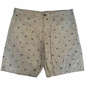 Eddie Bauer Men's Gray Patterned Flat Front Shorts